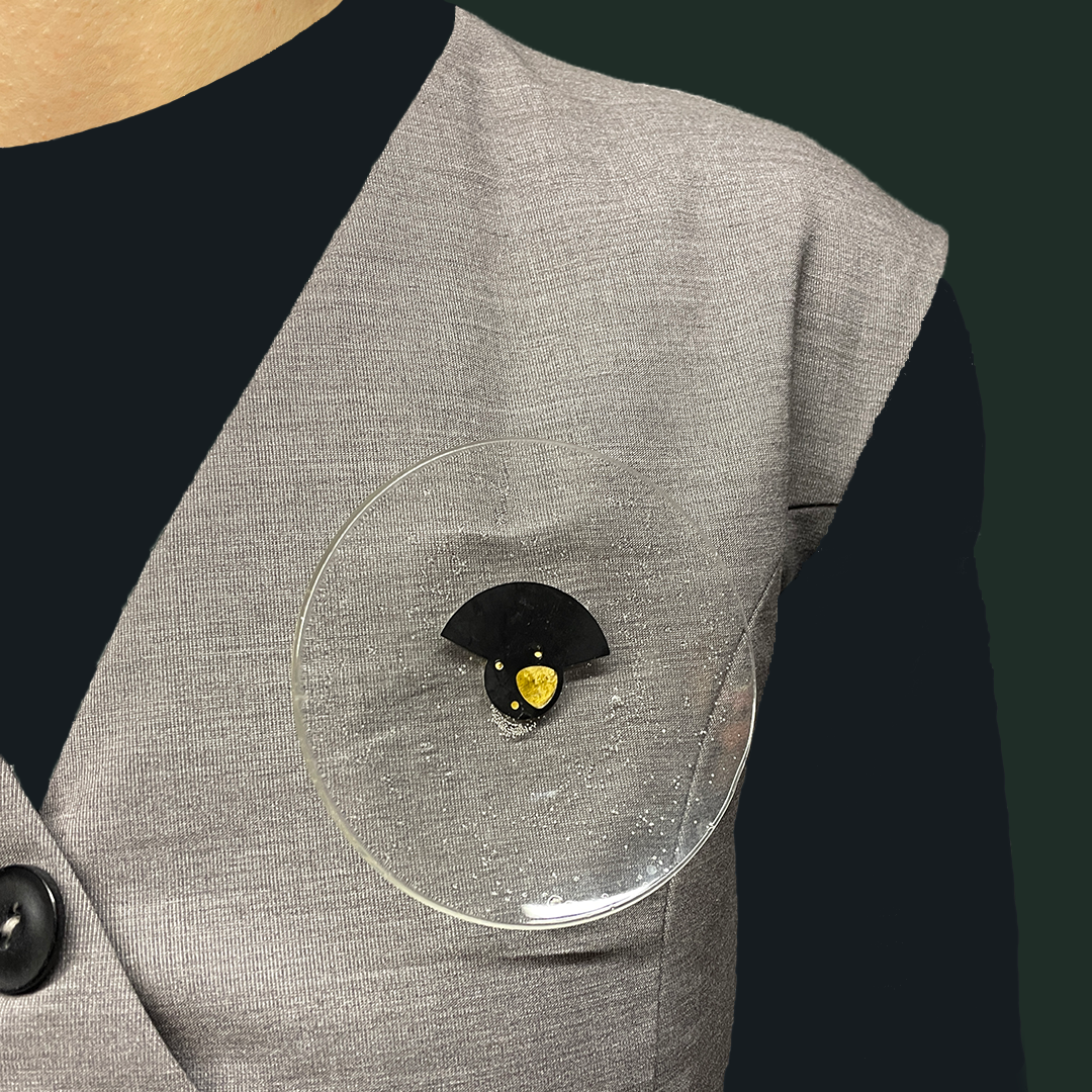CKT-S-005 | Parabola Brooch | Steel Camera Mechanism