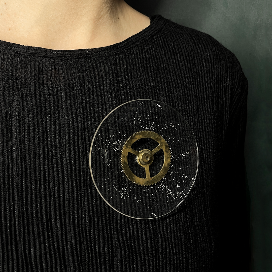 CKT-SP-010 | Parabola Brooch | Clock Mechanism