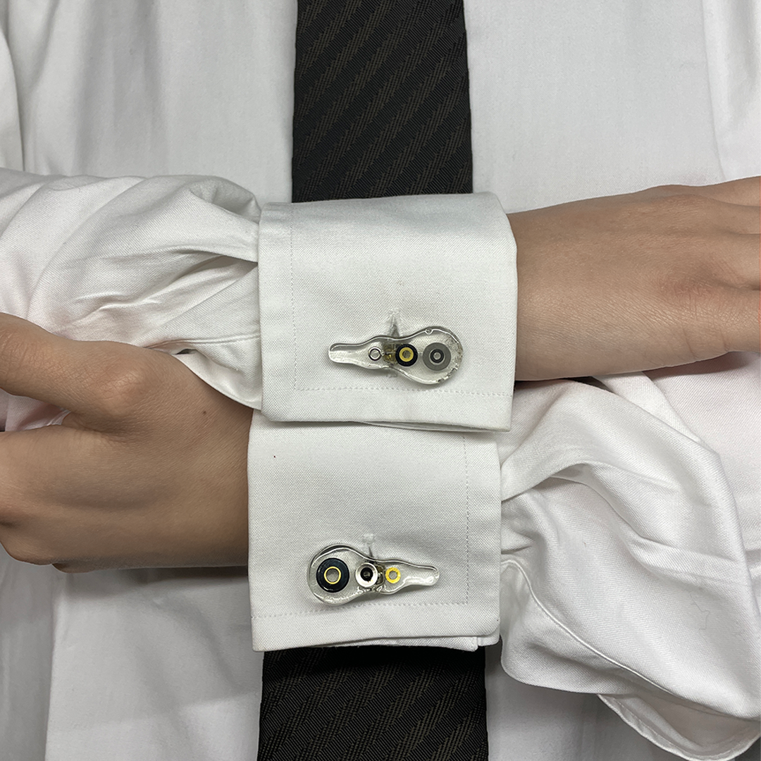 CKT-G-002 | Cufflinks | Old video camera and old photo camera